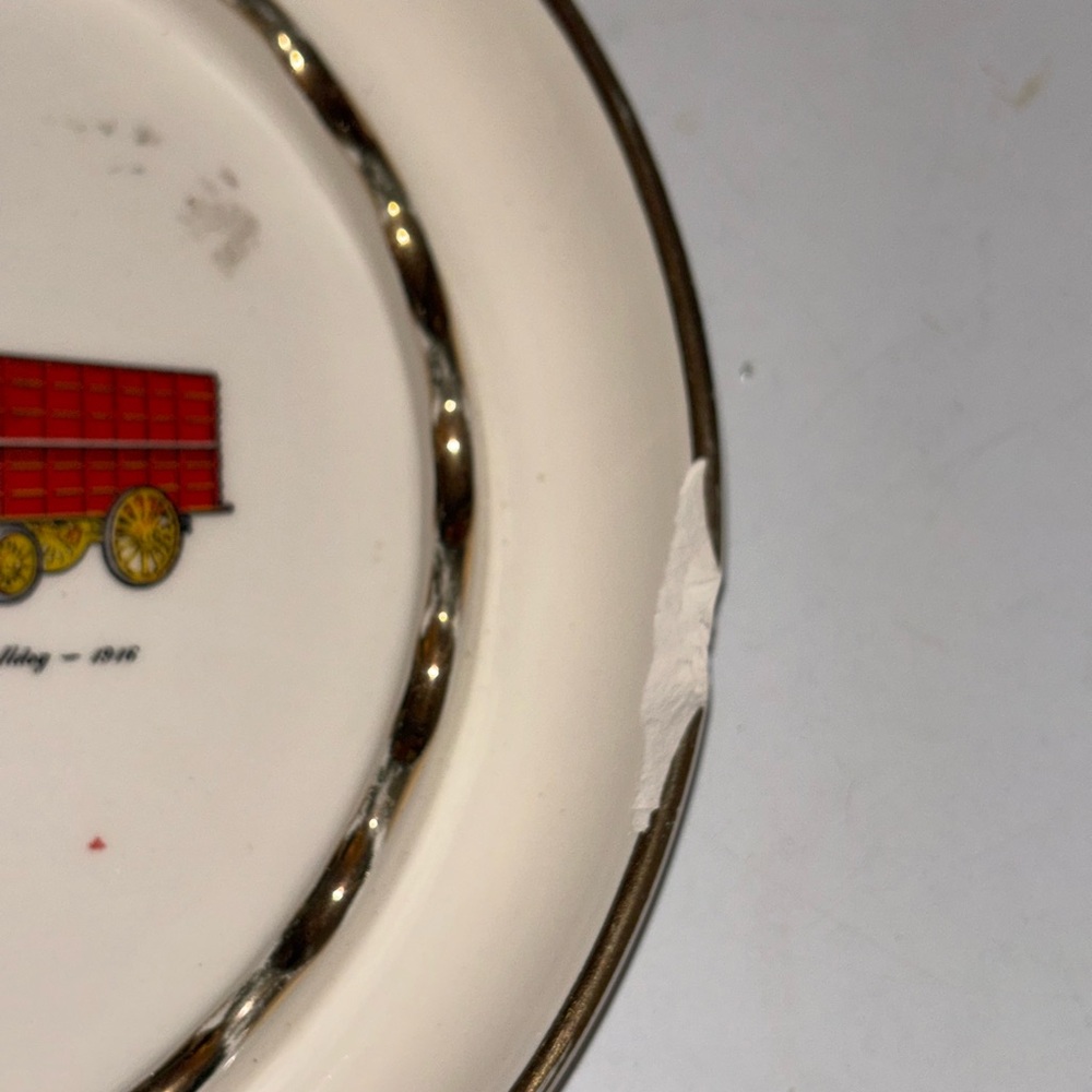Lerick Mfg Co Vintage Mack Truck Ashtray - Picture 2 of 4